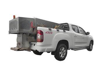 皮卡融雪撒布機